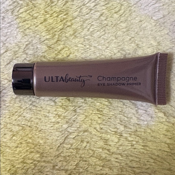 Makeup Bundle - Picture 3 of 9